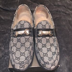 Women’s Vintage Gucci Loafer - Price is Firm